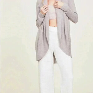 BAREFOOT DREAMS Cozy Knit Cardigan in Light Gray